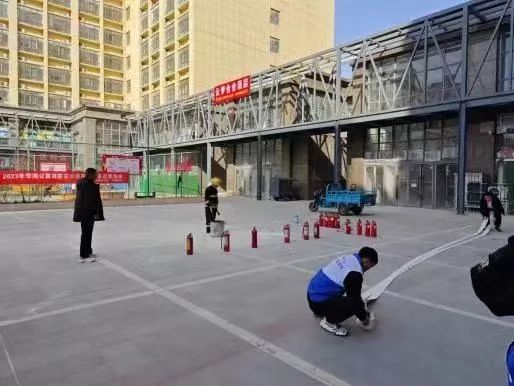 富士康工業(yè)富聯(lián)智能科技學(xué)院開展消防安全技能培訓(xùn)