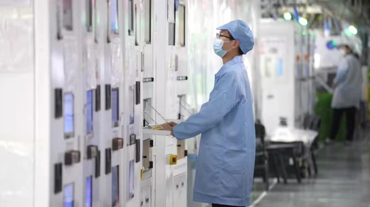 鄭州富士康助力8000多名員工實現學歷提升夢想！
